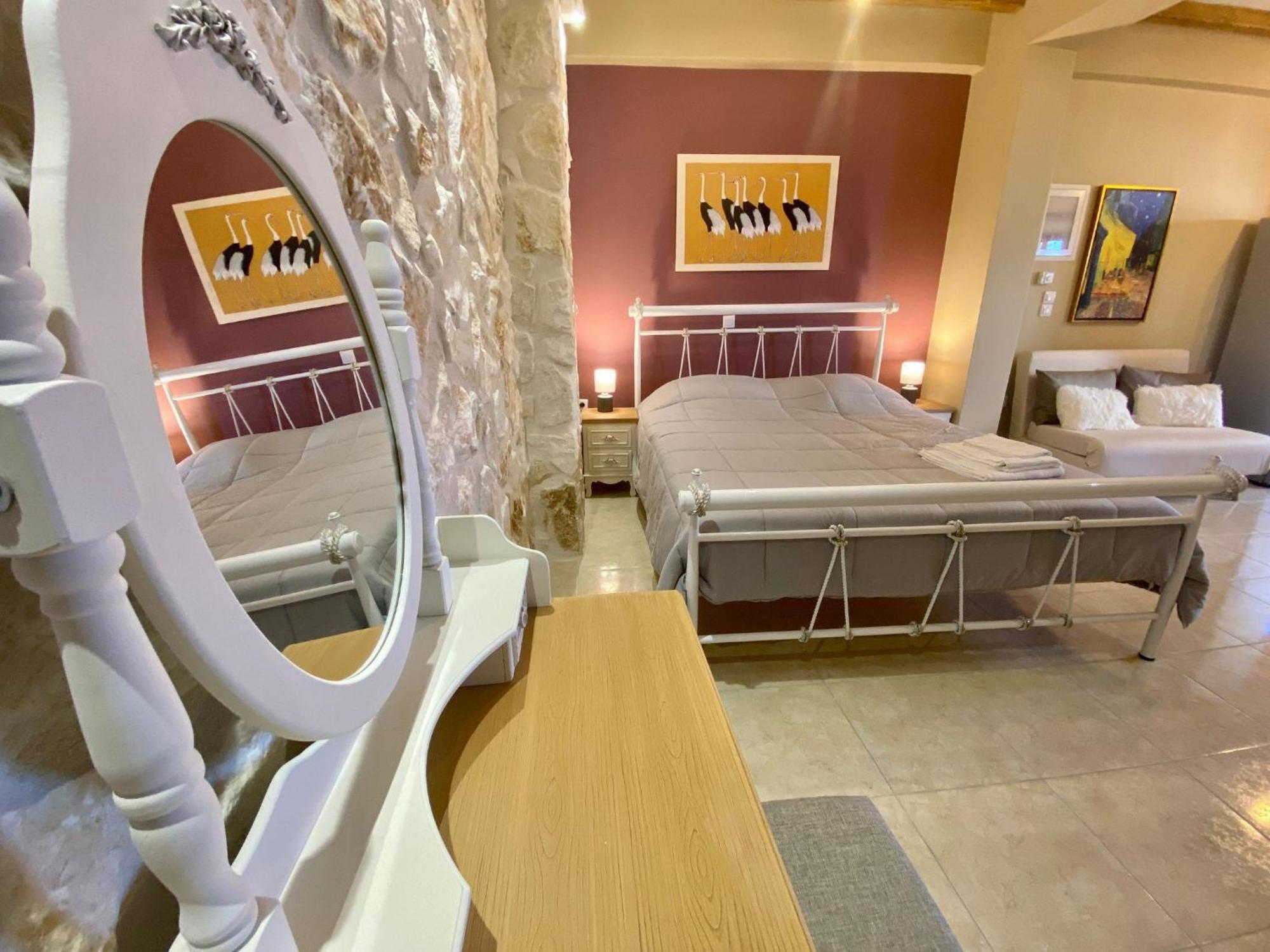 Panoraias Luxury Suite Kyparissia Exterior foto